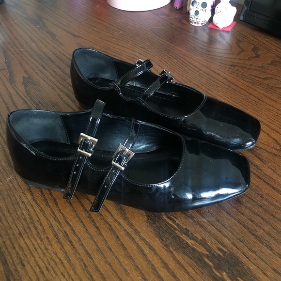 Patent Mary Jane Flats - Picture 2 of 4